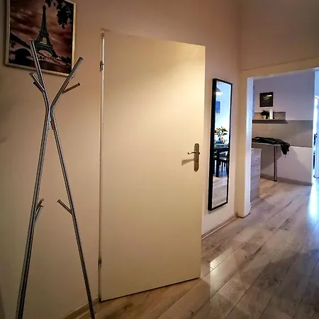 One-bedroom Flat In Stradom! Lem , Stradomska 5, 17 Апартаменты *