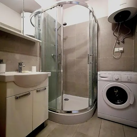 One-bedroom Flat In Stradom! Lem , Stradomska 5, 17 Апартаменты *